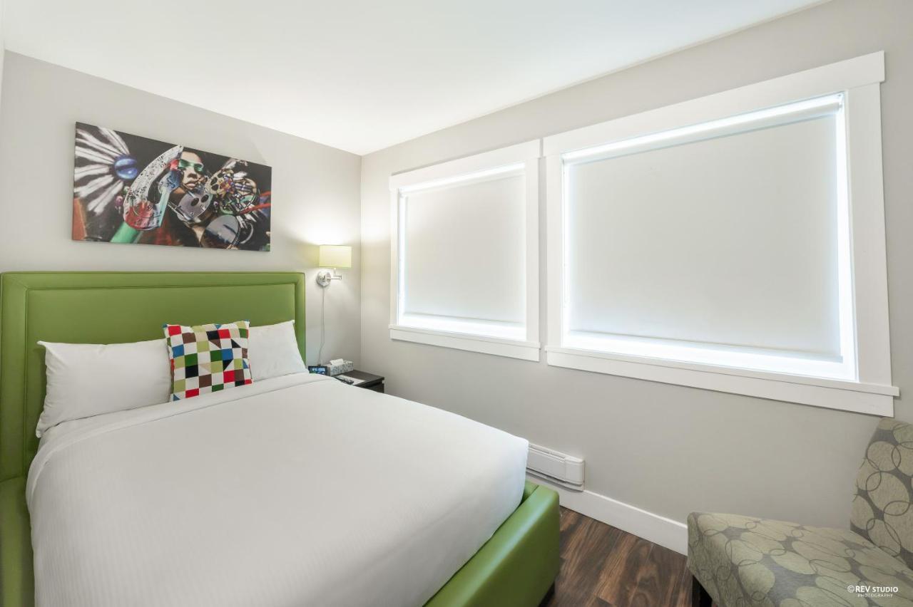 Queens Hotel New Westminster Exterior photo
